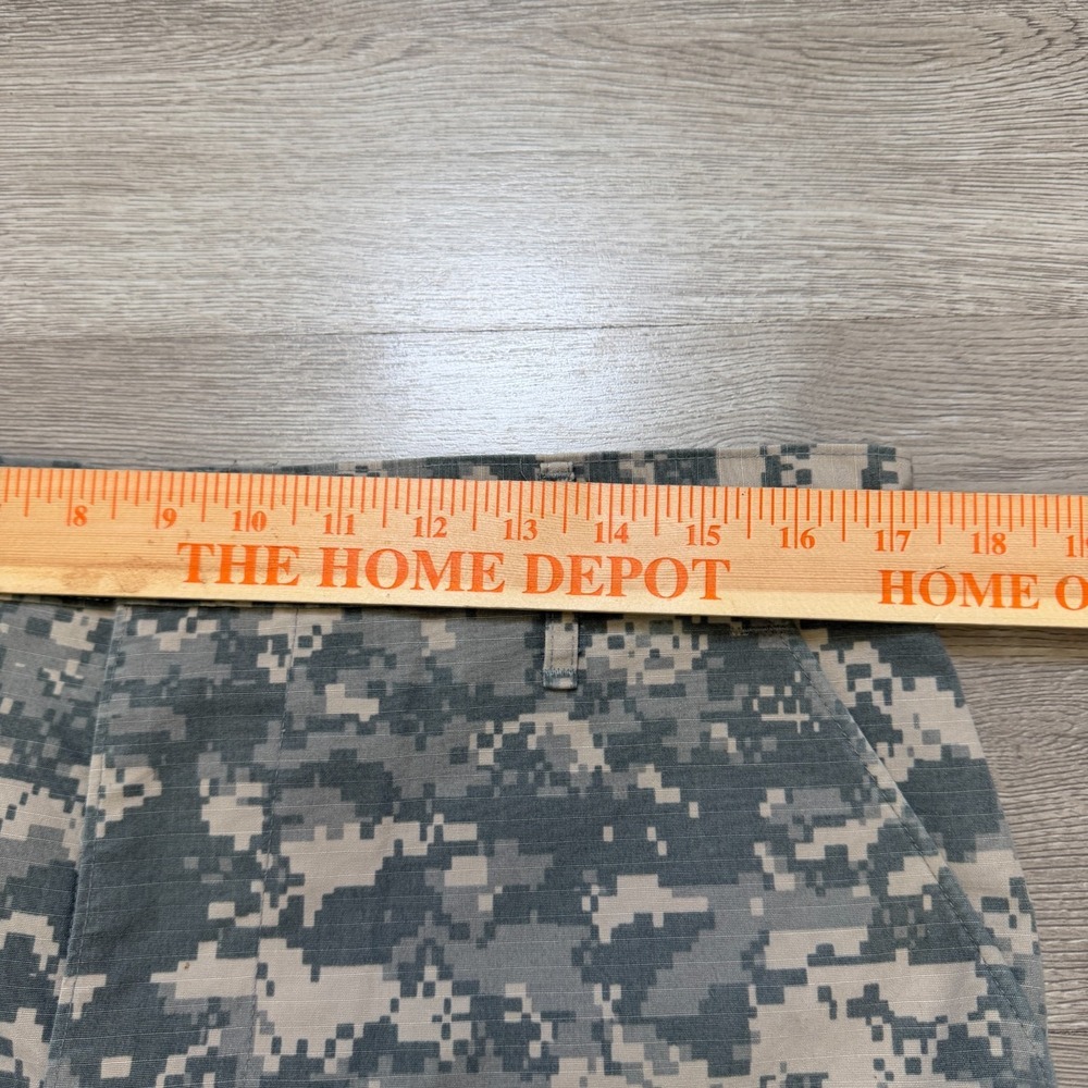 US Army Combat Uniform ACU Digital Camo Trousers Medium Short - Picture 6 of 12